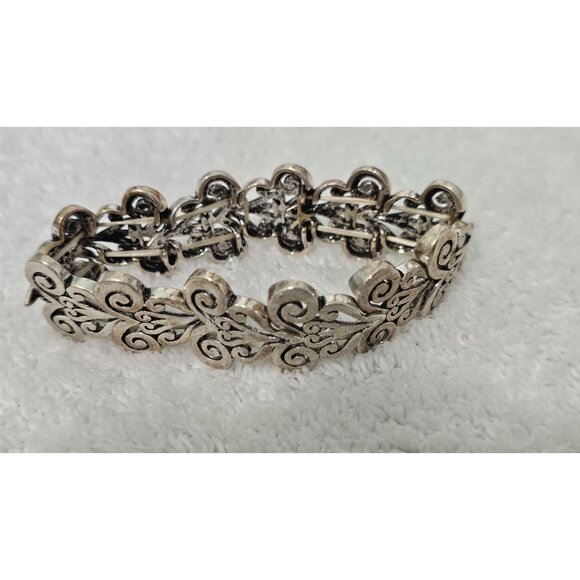 Silver-Tone Stretch Bracelet Fits average Wrist Art Deco Style Intricate Swirl - Picture 2 of 4